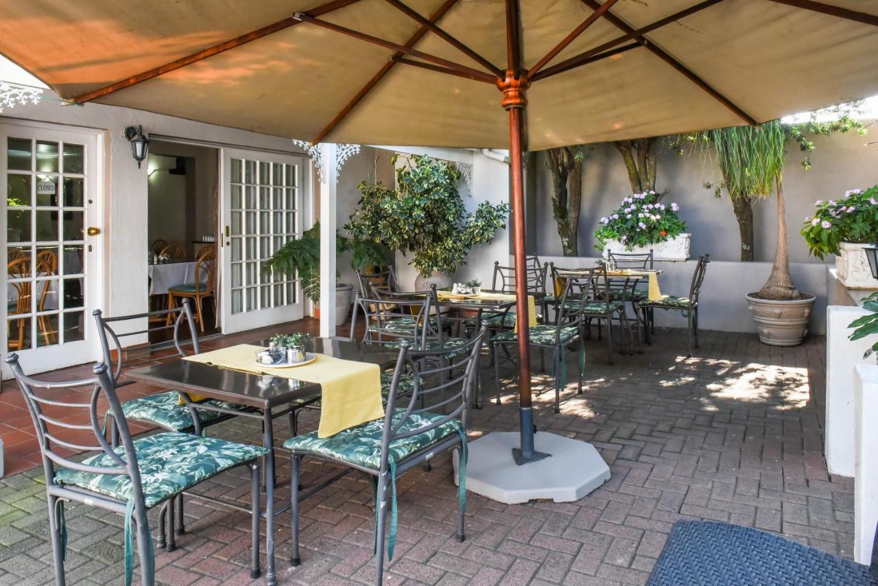 Oxford Lodge Vryheid Bagian luar foto